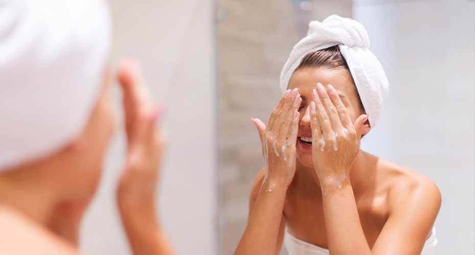 Best Cleanser For Oily Skin In Pakistan Best Cleanser For Oily Skin In Pakistan